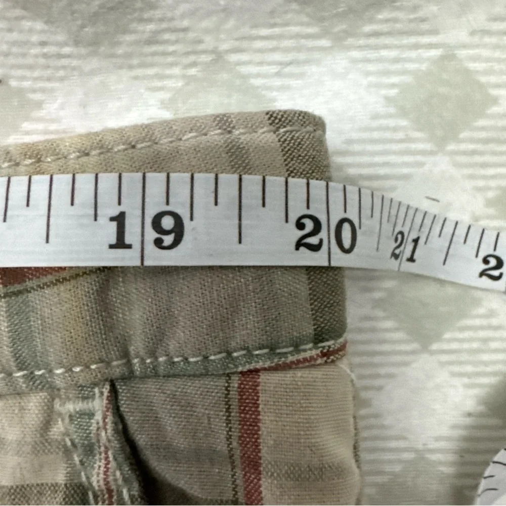 Dockers Men's Plaid Cargo Shorts Casual Summer Wear Size 40 NWT